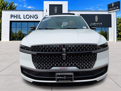 New 2026 Lincoln Navigator L Reserve