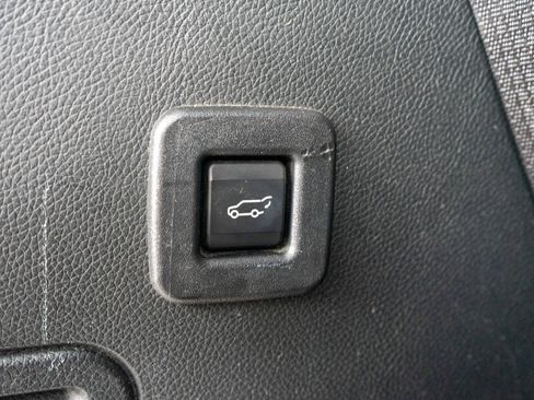Used 2016 Ford Expedition Limited w/ Equipment Group 301A AWD/4WD image 10