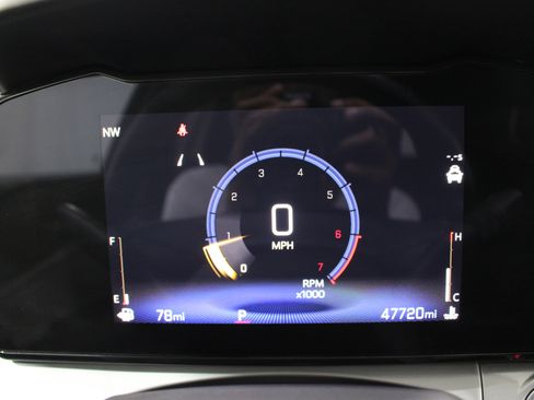 Used 2024 Chevrolet Trax LT w/ Driver Confidence Package FWD image 14