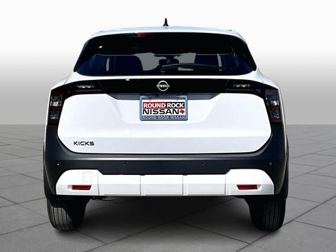 New 2026 Nissan Kicks S image 4