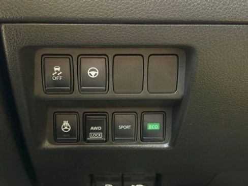 Used 2020 Nissan Rogue Sport SL w/ Premium Package AWD/4WD image 40