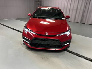 Used 2020 Toyota Corolla SE w/ SE Premium Package FWD video 2