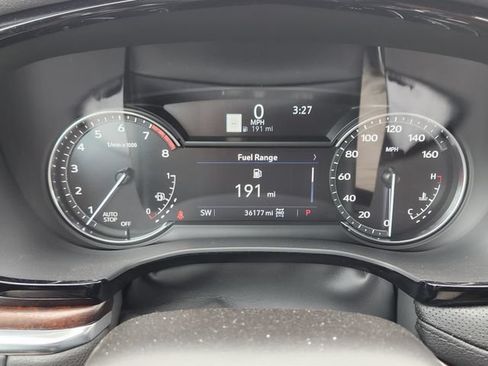 Used 2021 Cadillac XT5 Premium Luxury w/ LPO, Floor Liner Package AWD/4WD image 13