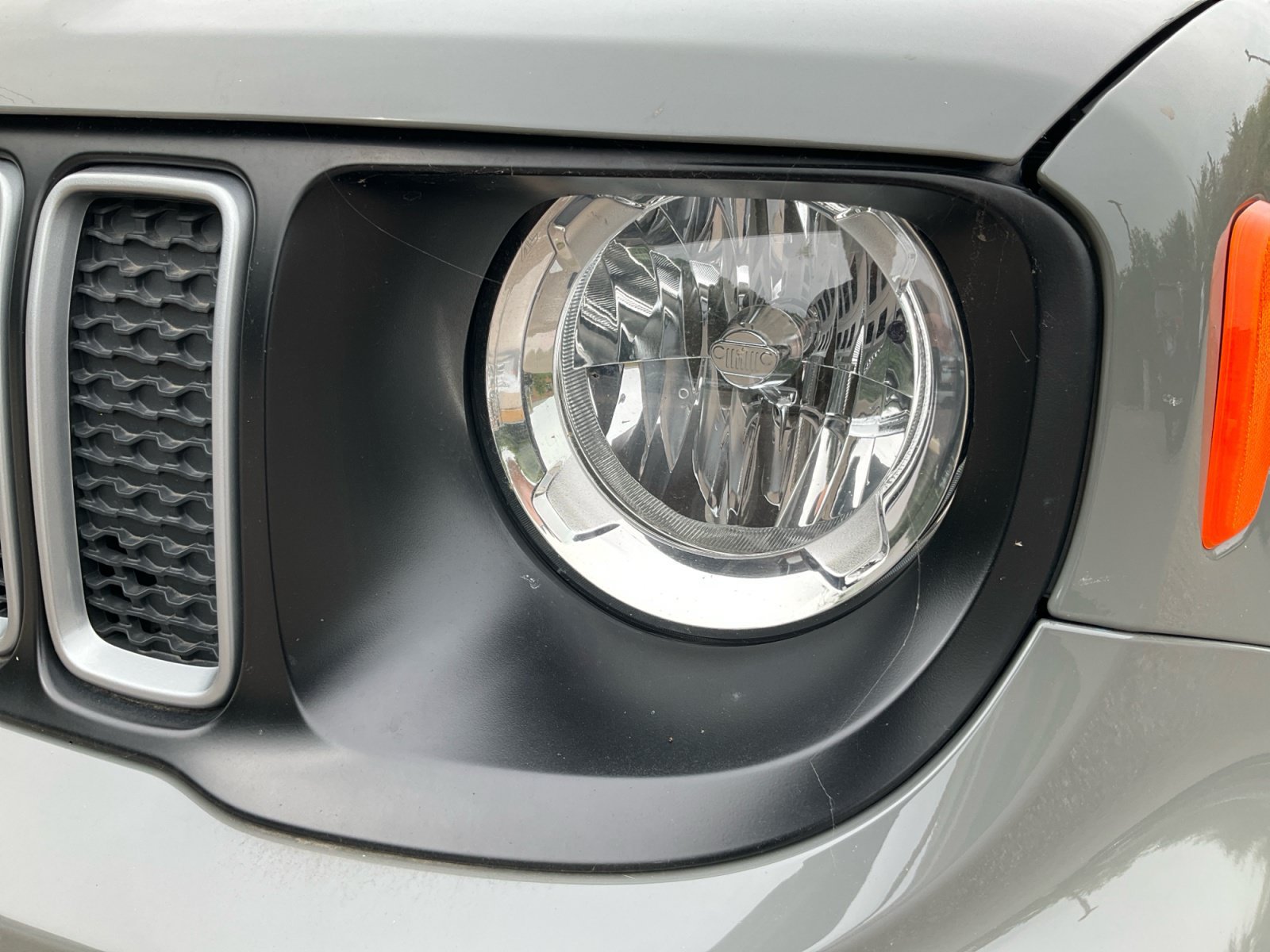 Used 2022 Jeep Renegade Latitude AWD/4WD image 33
