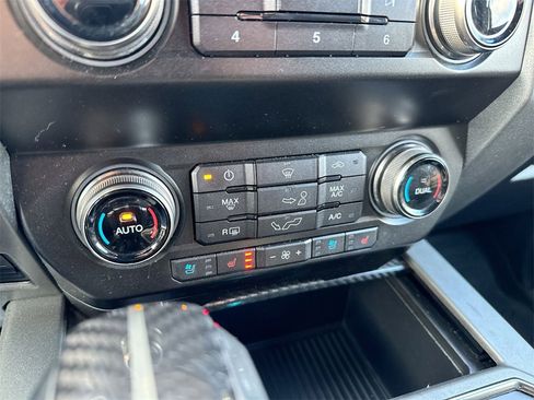 Used 2019 Ford F150 Raptor w/ Equipment Group 802A Luxury image 16