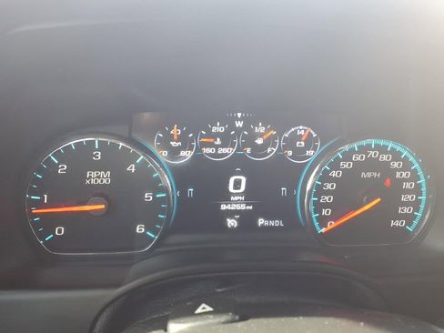 Used 2020 Chevrolet Suburban Premier image 22