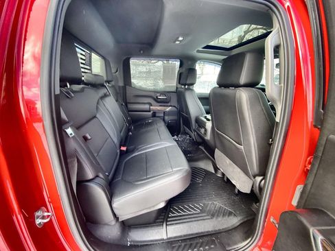 Used 2021 Chevrolet Silverado 1500 LT Trail Boss w/ Convenience Package II image 27