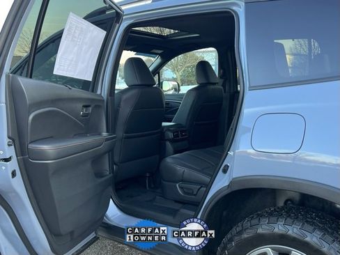 Certified 2025 Honda Passport TrailSport image 33