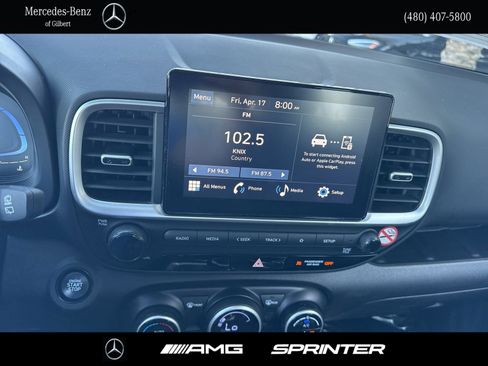 Used 2025 Hyundai Venue SEL FWD image 23