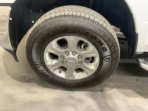 Used 2026 RAM 2500 Big Horn AWD/4WD image 6