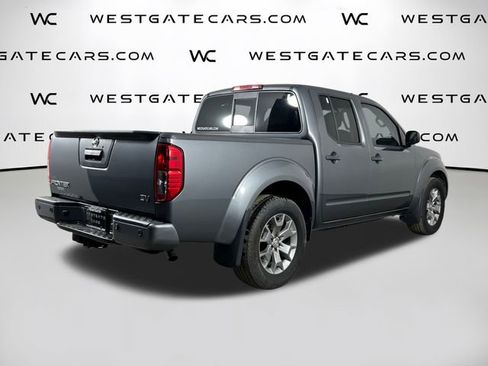 Used 2020 Nissan Frontier SV image 26
