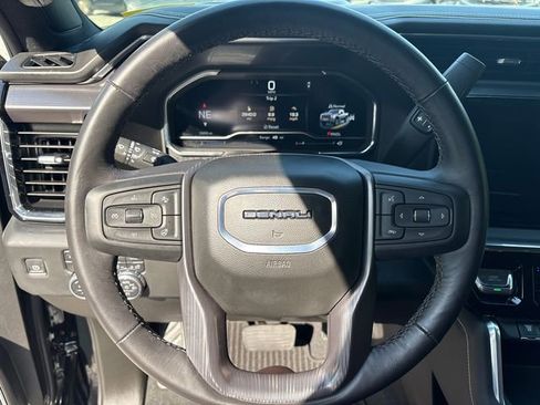 Used 2025 GMC Sierra 2500 Denali Ultimate w/ Max Trailering Package AWD/4WD image 19