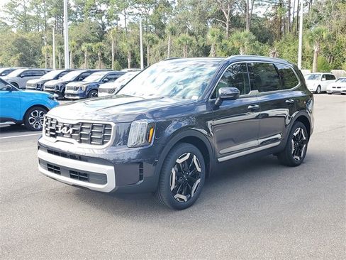 New 2025 Kia Telluride S image 3