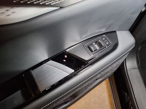 New 2026 Cadillac Optiq Sport 1 image 12