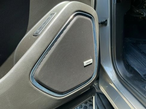 Used 2019 GMC Yukon Denali AWD/4WD image 13