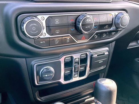 Used 2021 Jeep Wrangler Unlimited Sport w/ Sun And Sound Package image 30