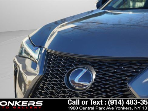 Used 2020 Lexus UX 250h F Sport image 33