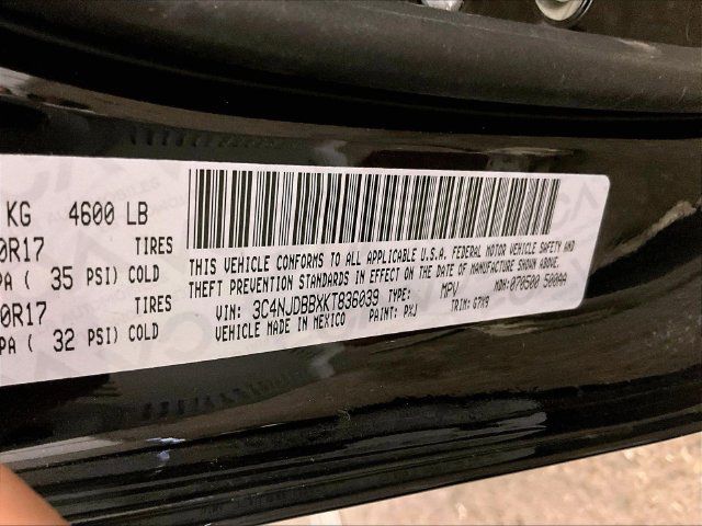 Used 2019 Jeep Compass Latitude w/ Popular Equipment Group AWD/4WD image 32