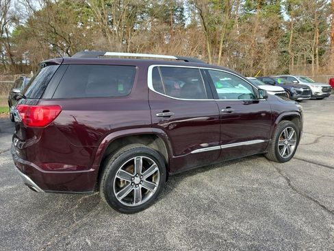 Used 2017 GMC Acadia Denali w/ Technology Package image 5