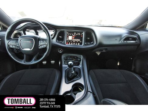 Used 2023 Dodge Challenger R/T w/ T/A Package image 10