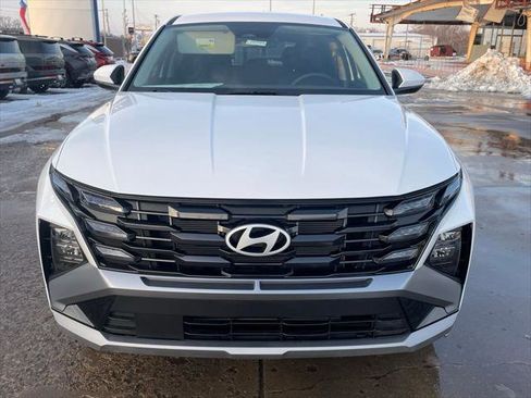 New 2026 Hyundai Tucson SE image 2
