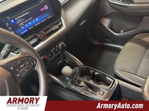 Used 2024 Chevrolet TrailBlazer LT image 16