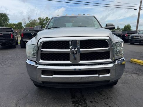 Used 2018 RAM 2500 Tradesman w/ Chrome Appearance Group AWD/4WD image 11