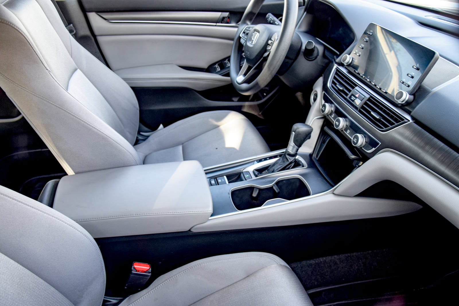 Used 2018 Honda Accord LX image 19