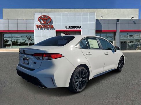 New 2026 Toyota Corolla SE image 3