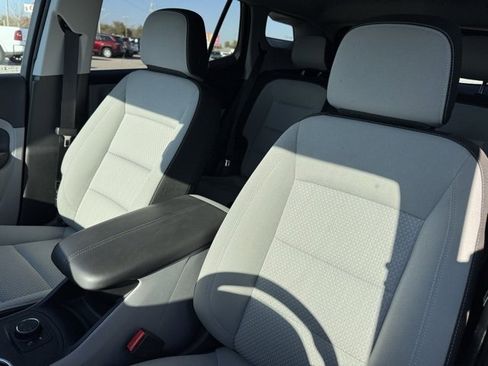 Used 2024 GMC Terrain SLE w/ Fleet Convenience Package image 12