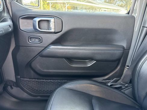 Used 2021 Jeep Wrangler Unlimited Rubicon 4xe image 27