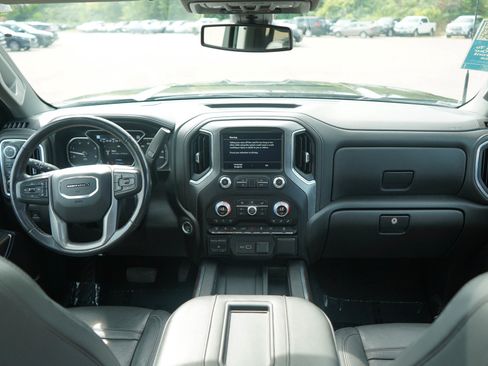 Used 2022 GMC Sierra 3500 Denali AWD/4WD image 13