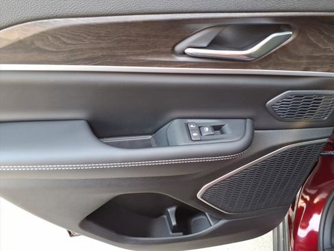 New 2026 Jeep Grand Cherokee Limited image 31