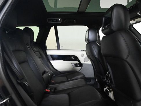 Used 2018 Land Rover Range Rover Supercharged image 17