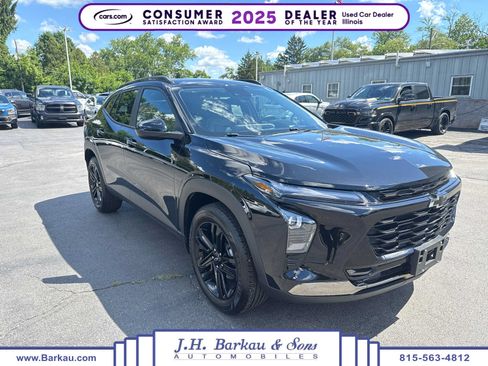 Used 2026 Chevrolet Trax ACTIV w/ Driver Confidence Package FWD image 1
