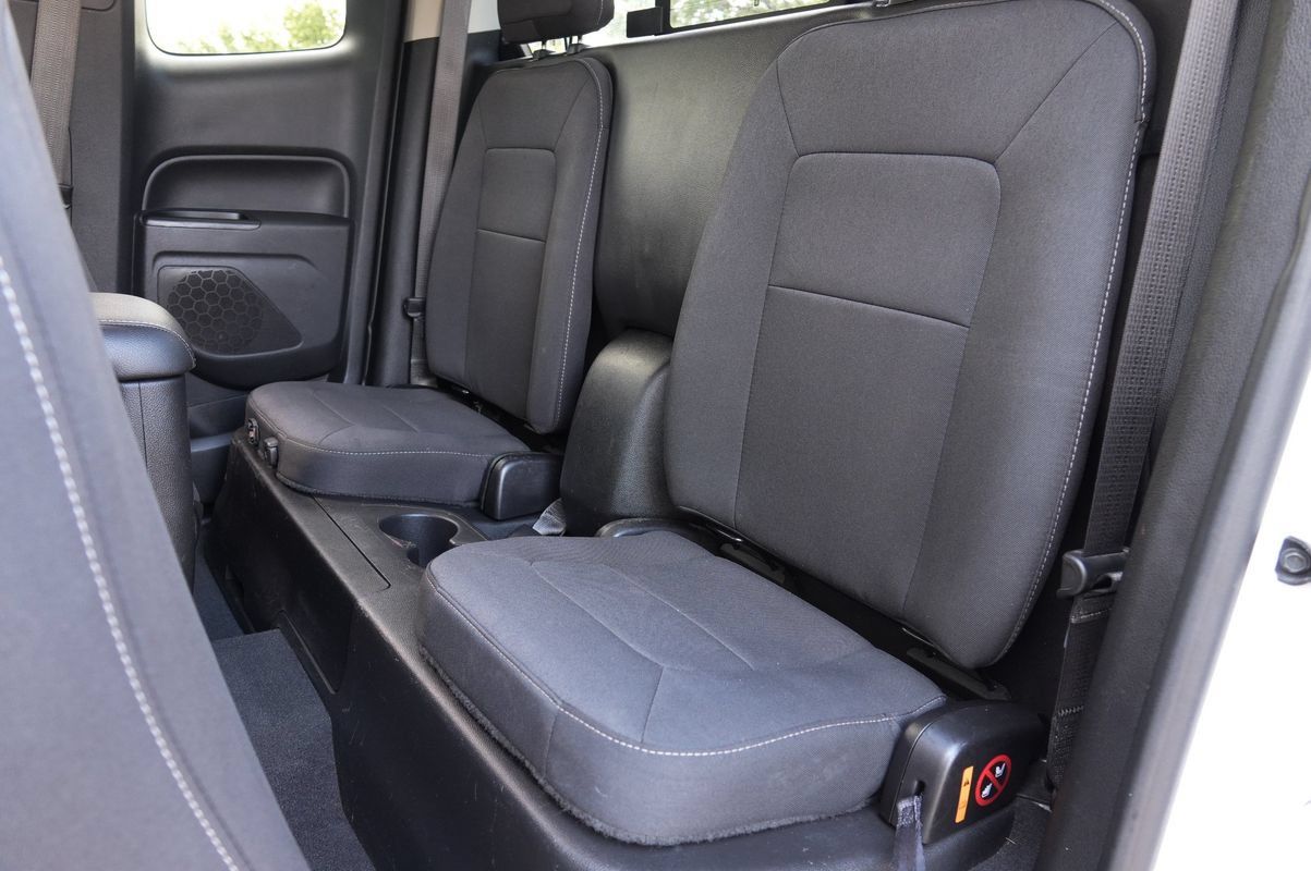 Used 2022 Chevrolet Colorado LT w/ LT Convenience Package RWD image 13