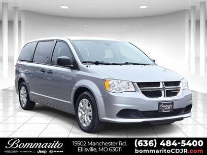 Used 2020 Dodge Grand Caravan SE w/ UConnect Hands-Free Group