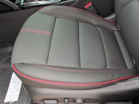 New 2026 Chevrolet TrailBlazer RS w/ Convenience Package FWD image 12