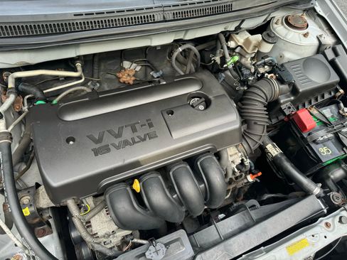 Used 2005 Toyota Corolla LE image 34