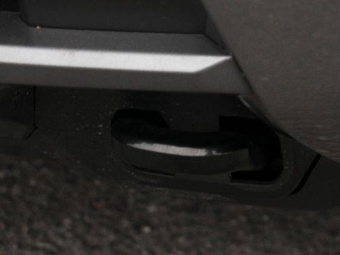 Used 2025 Nissan Frontier SV image 41