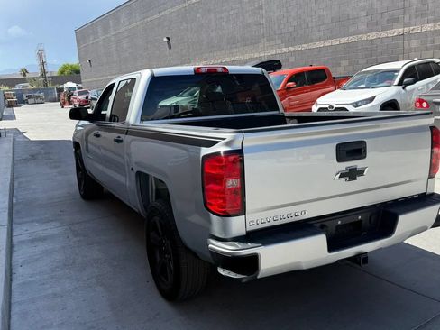 Used 2018 Chevrolet Silverado 1500 Custom w/ Custom Value Package RWD image 5