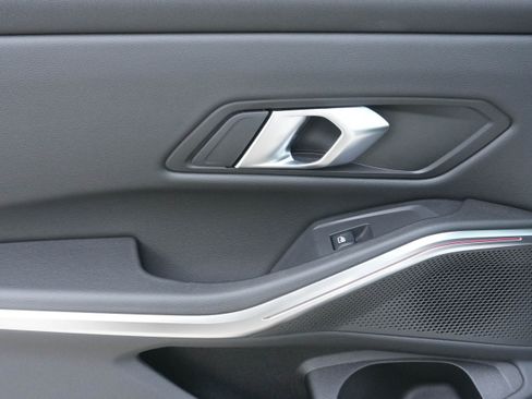 Certified 2024 BMW 330i 330i image 31