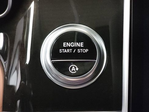 Used 2024 Mercedes-Benz S 580 4MATIC Sedan image 16