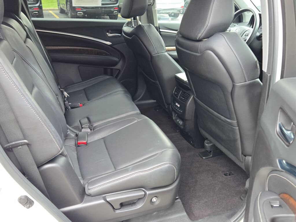 Used 2020 Acura MDX w/ Technology Package AWD/4WD image 11