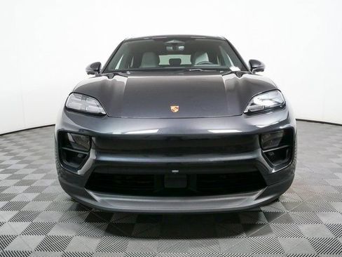 New 2026 Porsche Macan 4S Electric image 36