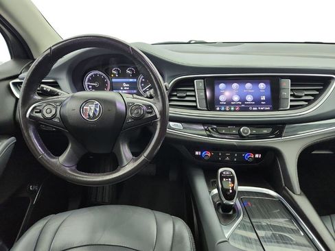 Used 2020 Buick Enclave Essence w/ Sport Touring Edition image 18