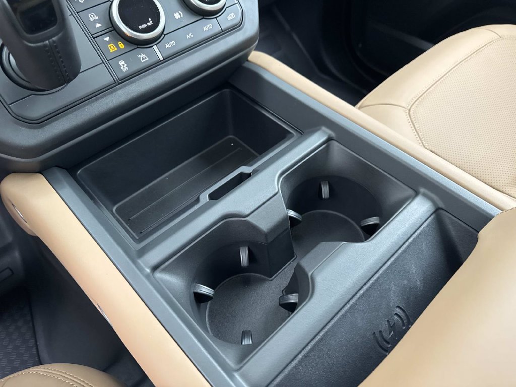 New 2026 Land Rover Defender 110 S AWD/4WD image 28