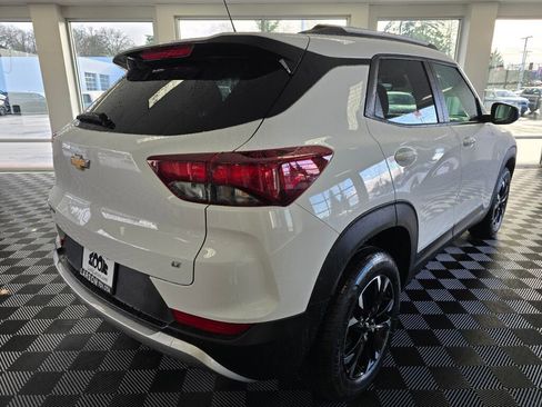 Used 2023 Chevrolet TrailBlazer LT w/ Convenience Package image 4