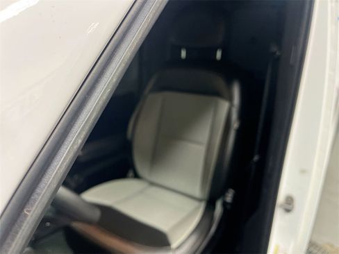 Used 2023 RAM ProMaster 2500 w/ Convenience Group image 18