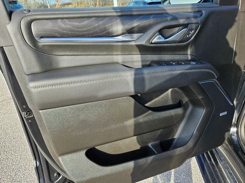 Used 2021 GMC Yukon Denali w/ Denali Ultimate Package image 21